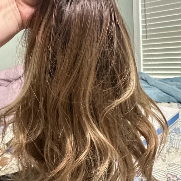 Nel’s Wigs Bronde wig (blonde/brown) - Picture 3 of 7